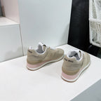 M-Sneakers
