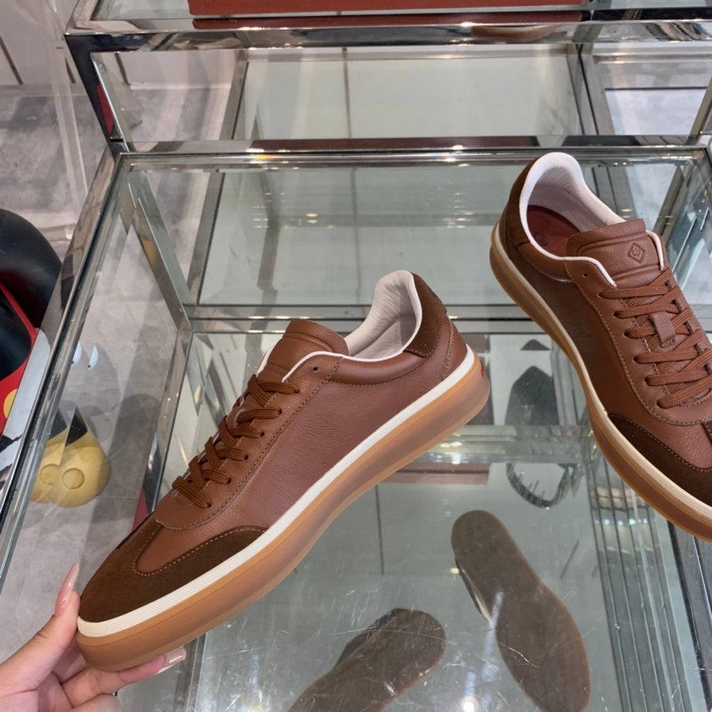 L-Sneakers