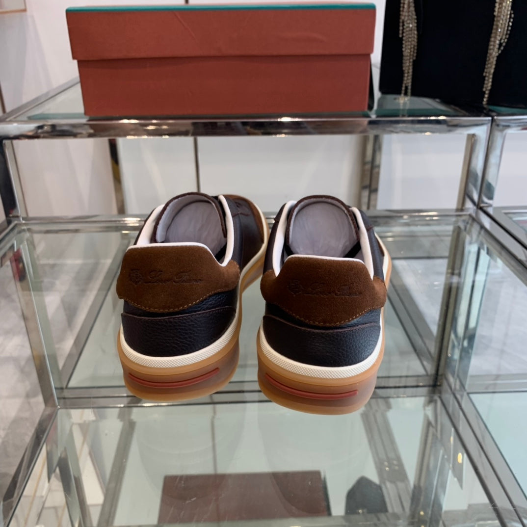 L-Sneakers