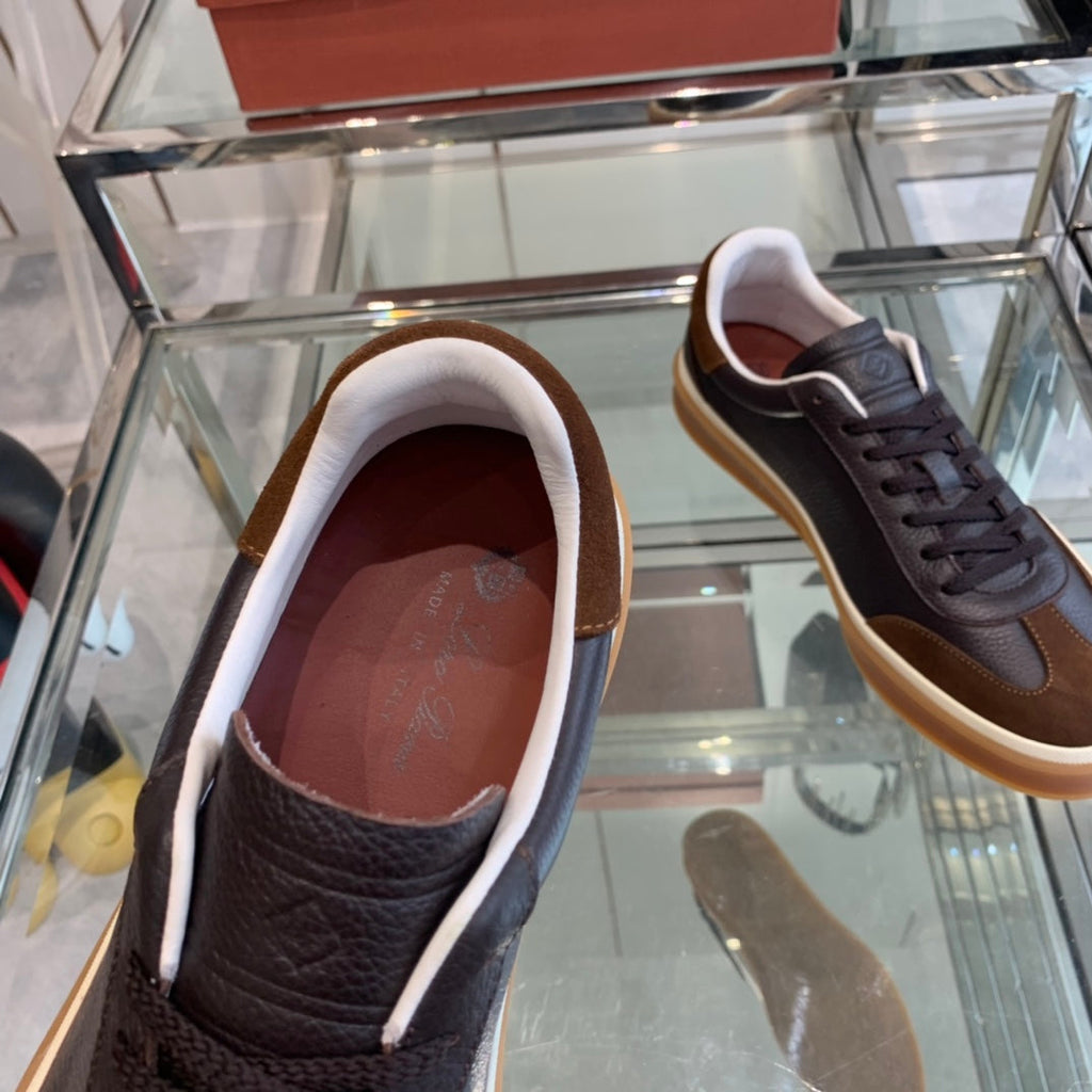 L-Sneakers