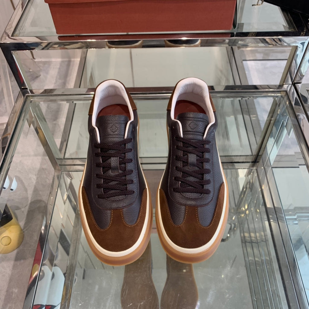 L-Sneakers