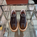 L-Sneakers