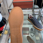 L-Sneakers