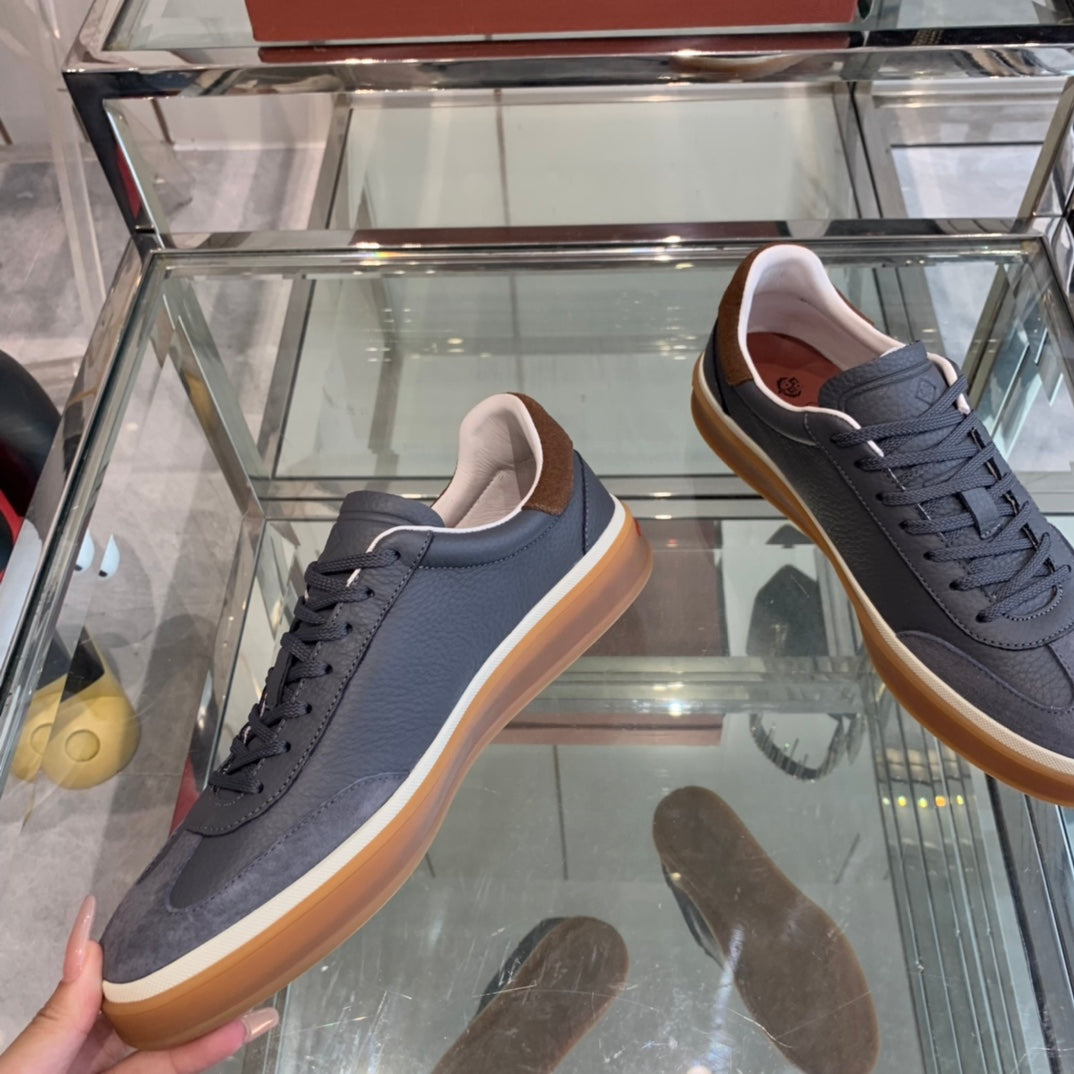 L-Sneakers