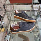 L-Sneakers