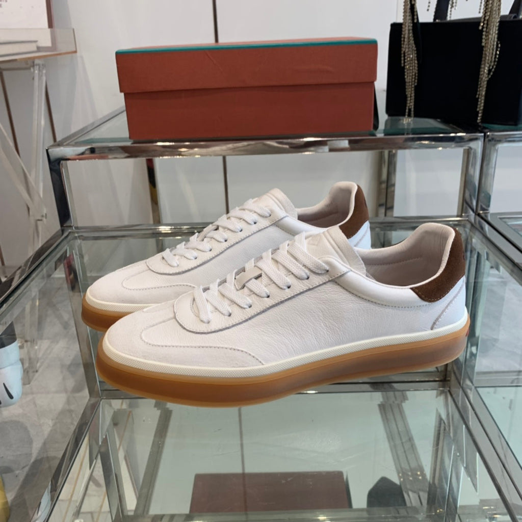 L-Sneakers