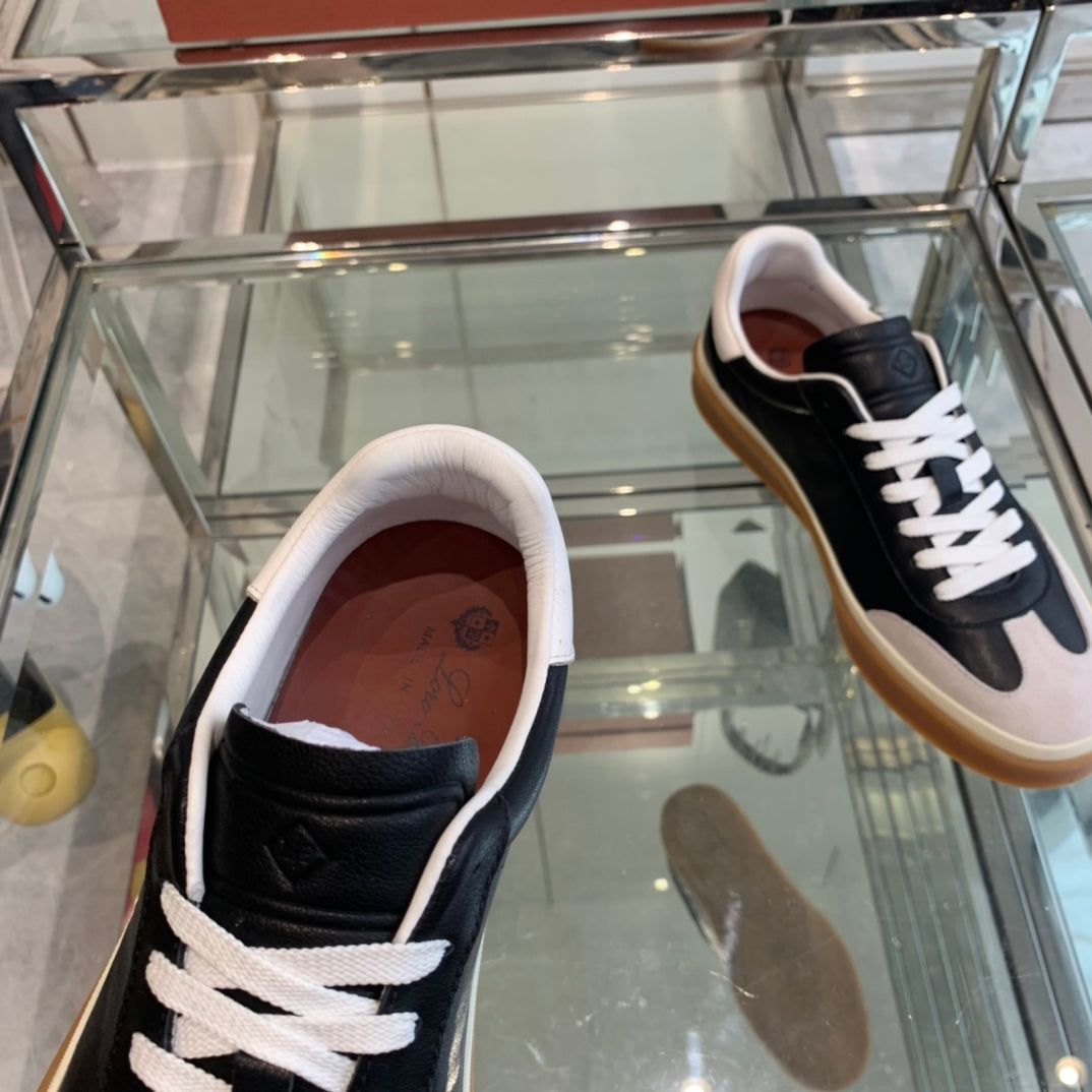 L-Sneakers