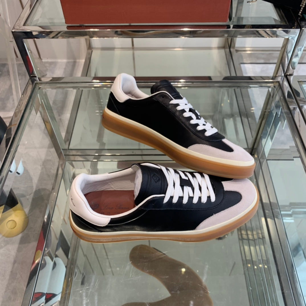 L-Sneakers