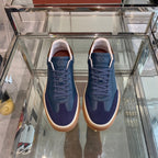 L-Sneakers