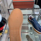 L-Sneakers