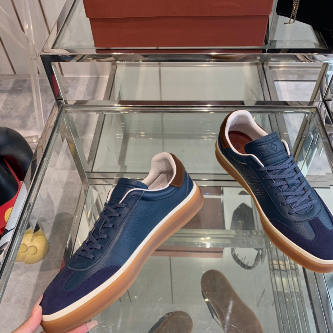 L-Sneakers