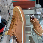 L-Sneakers