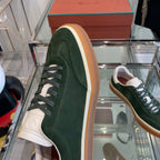 L-Sneakers