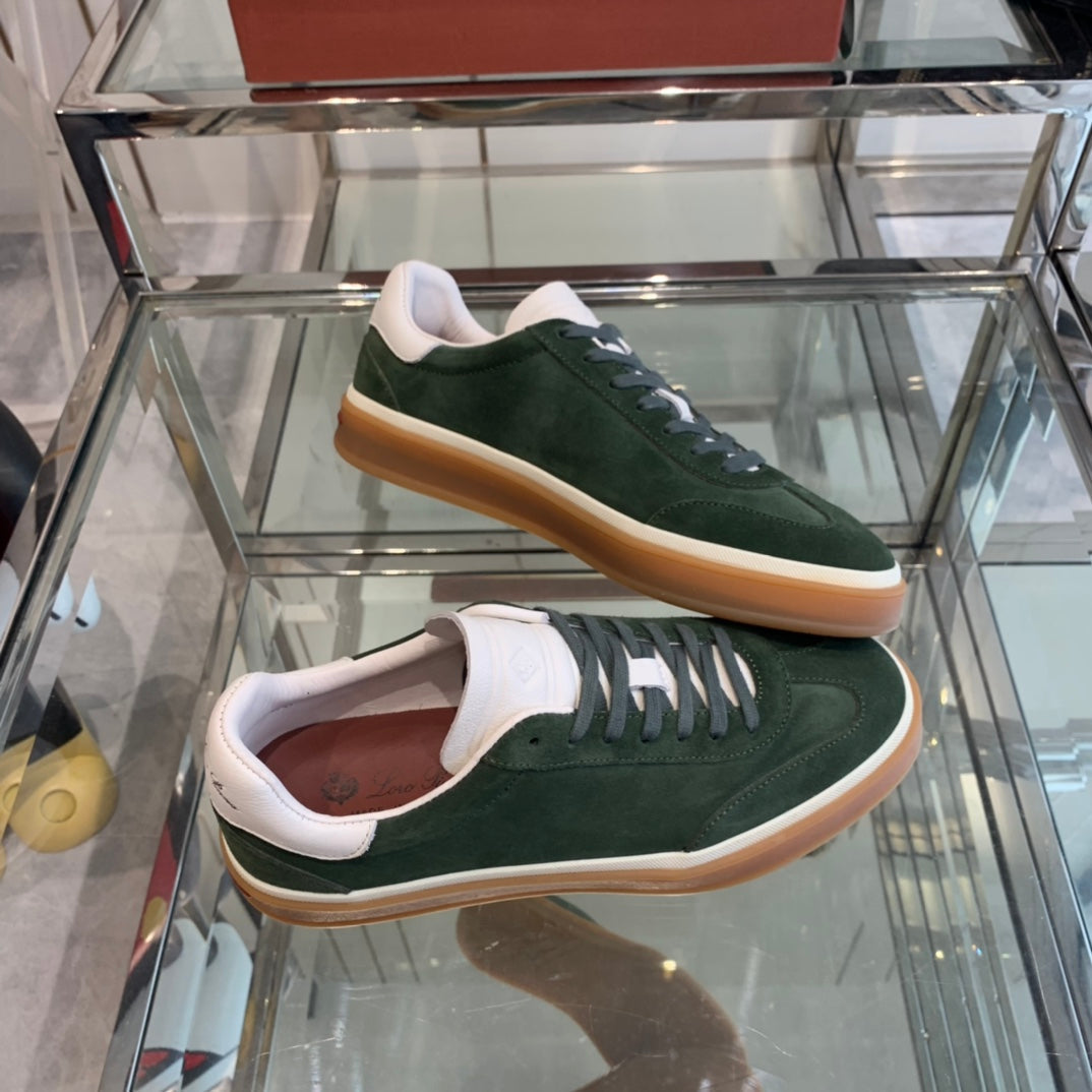 L-Sneakers