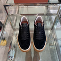 L-Sneakers