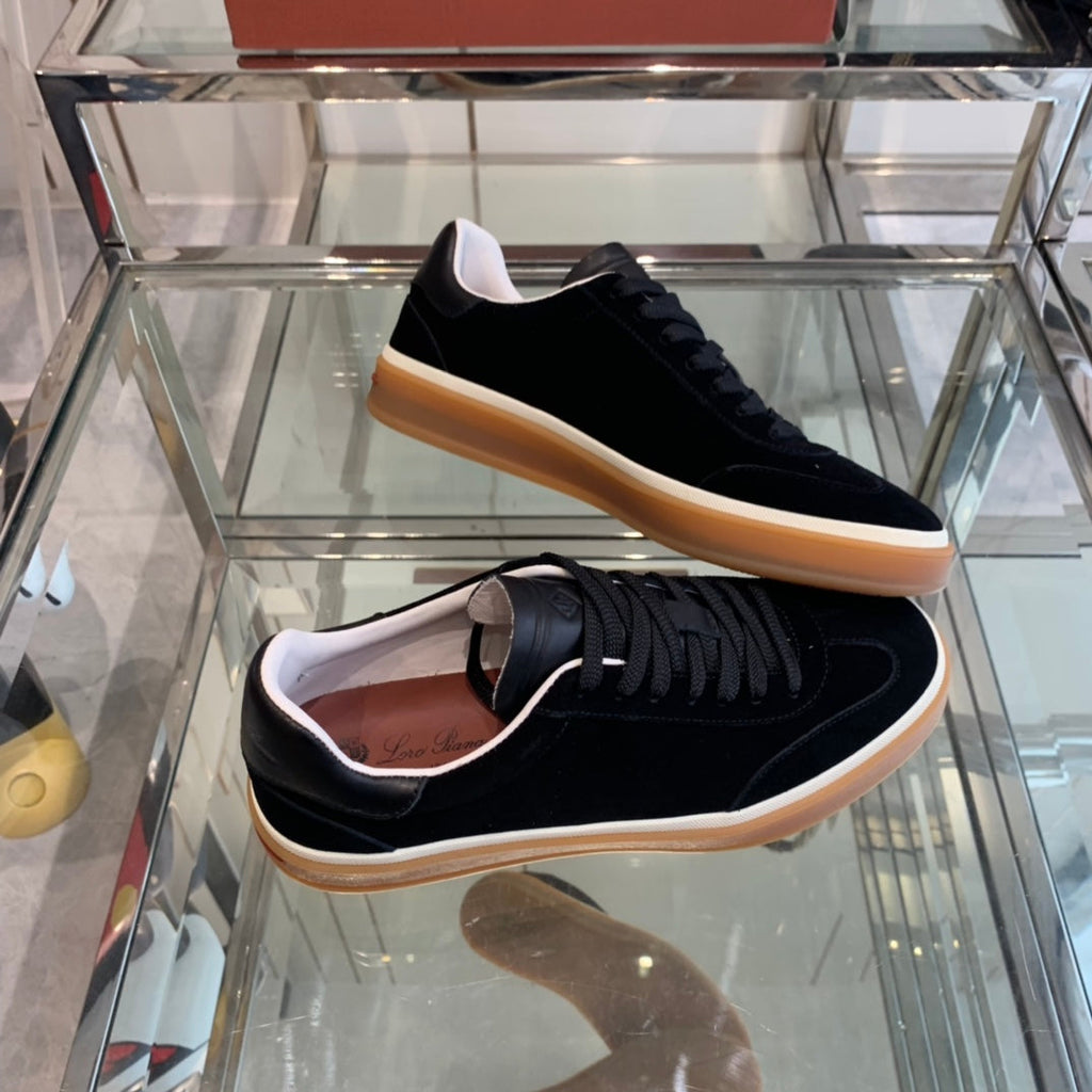 L-Sneakers