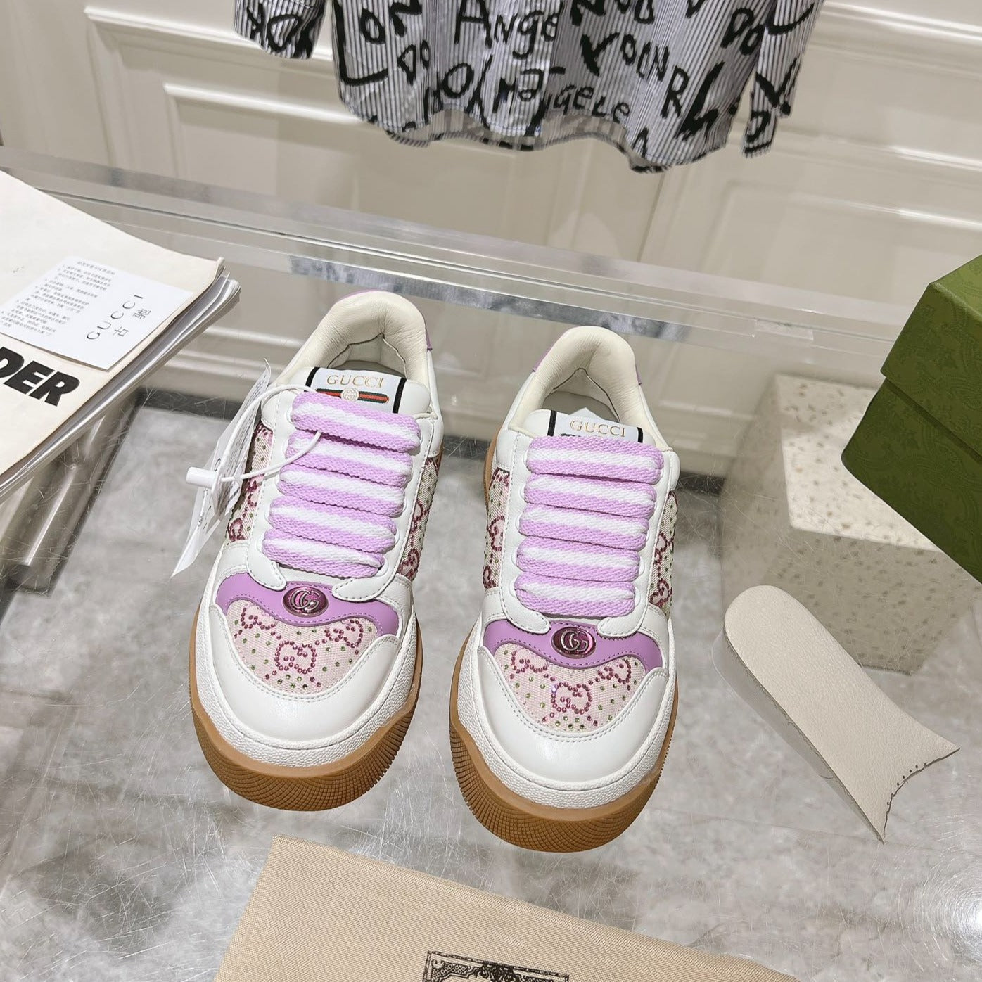G-Sneakers