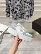 P-Sneakers