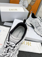 D-Sneakers
