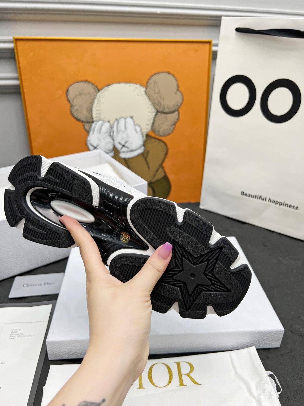 D-Sneakers