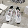 D-Sneakers