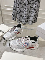 D-Sneakers