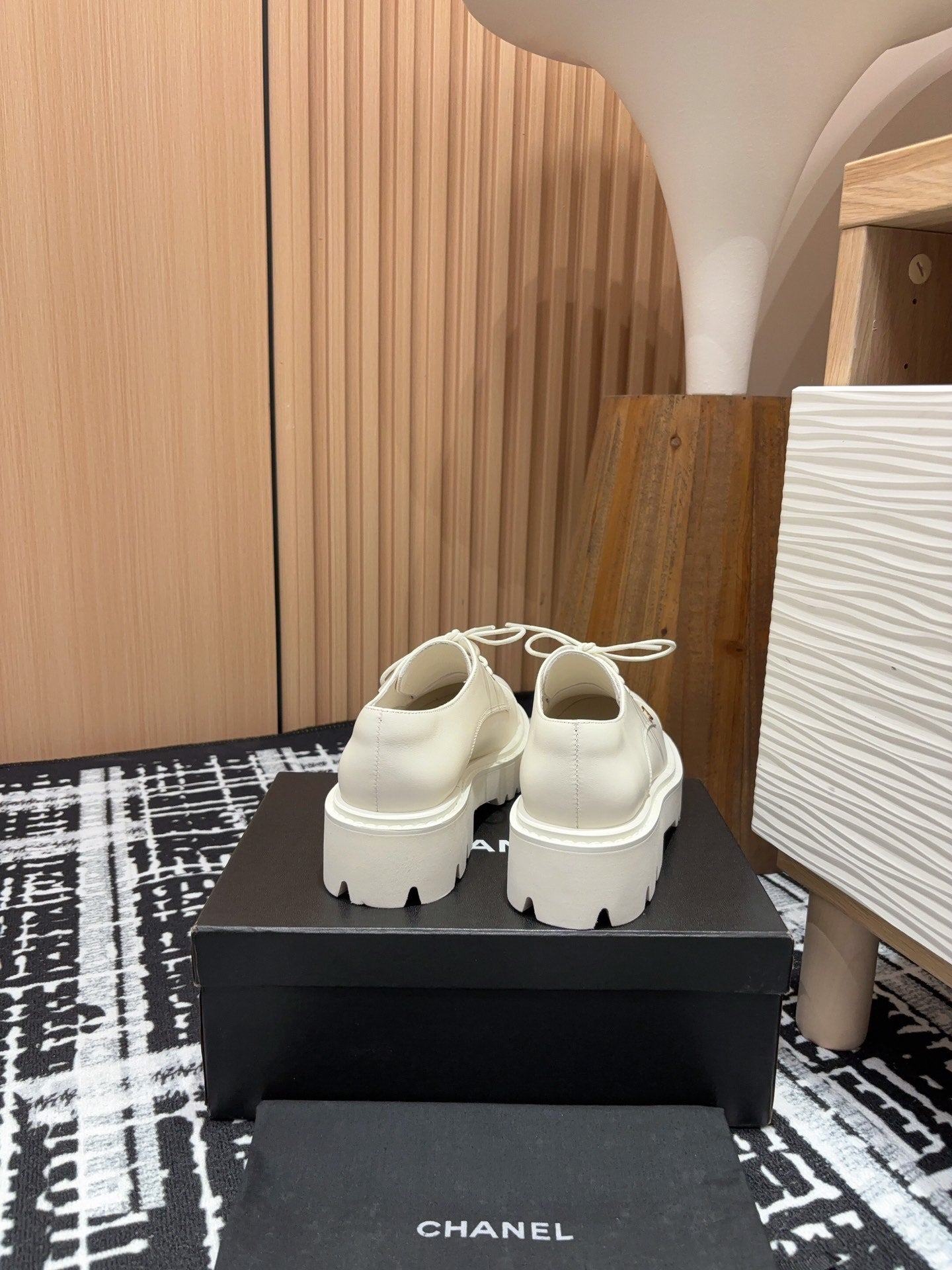 C-Sneakers