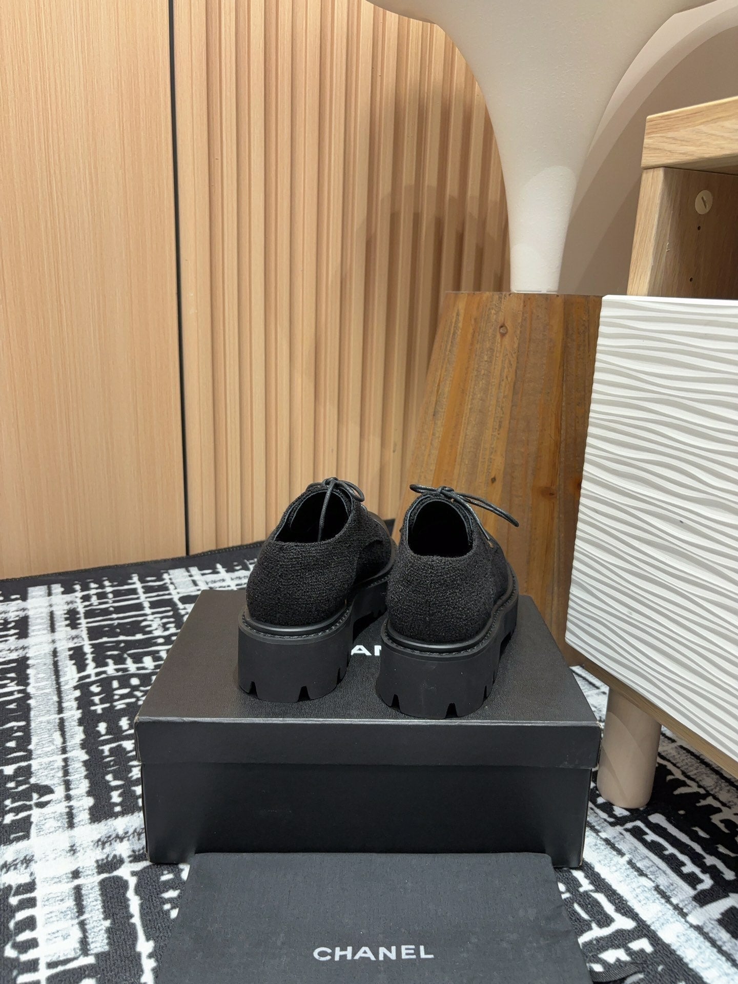 C-Sneakers