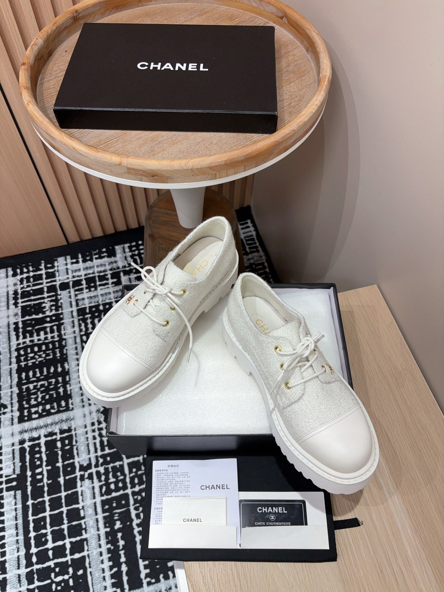 C-Sneakers