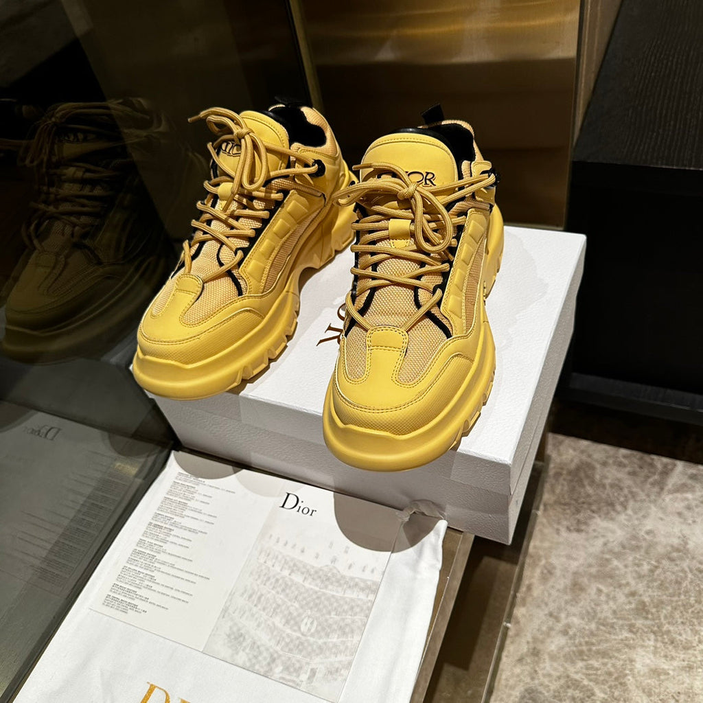 D-Sneakers