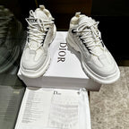 D-Sneakers