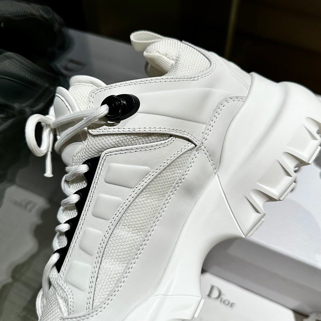 D-Sneakers