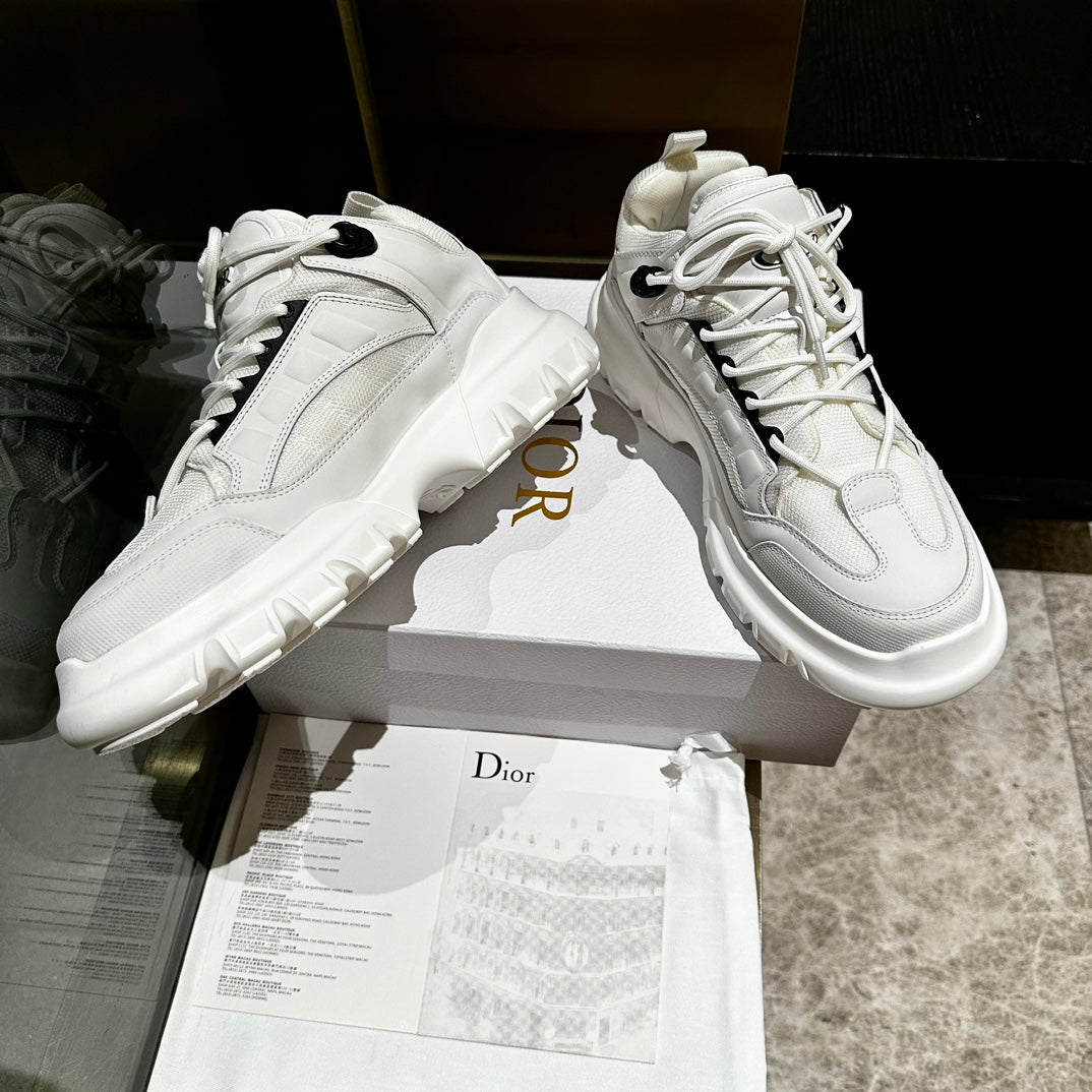 D-Sneakers