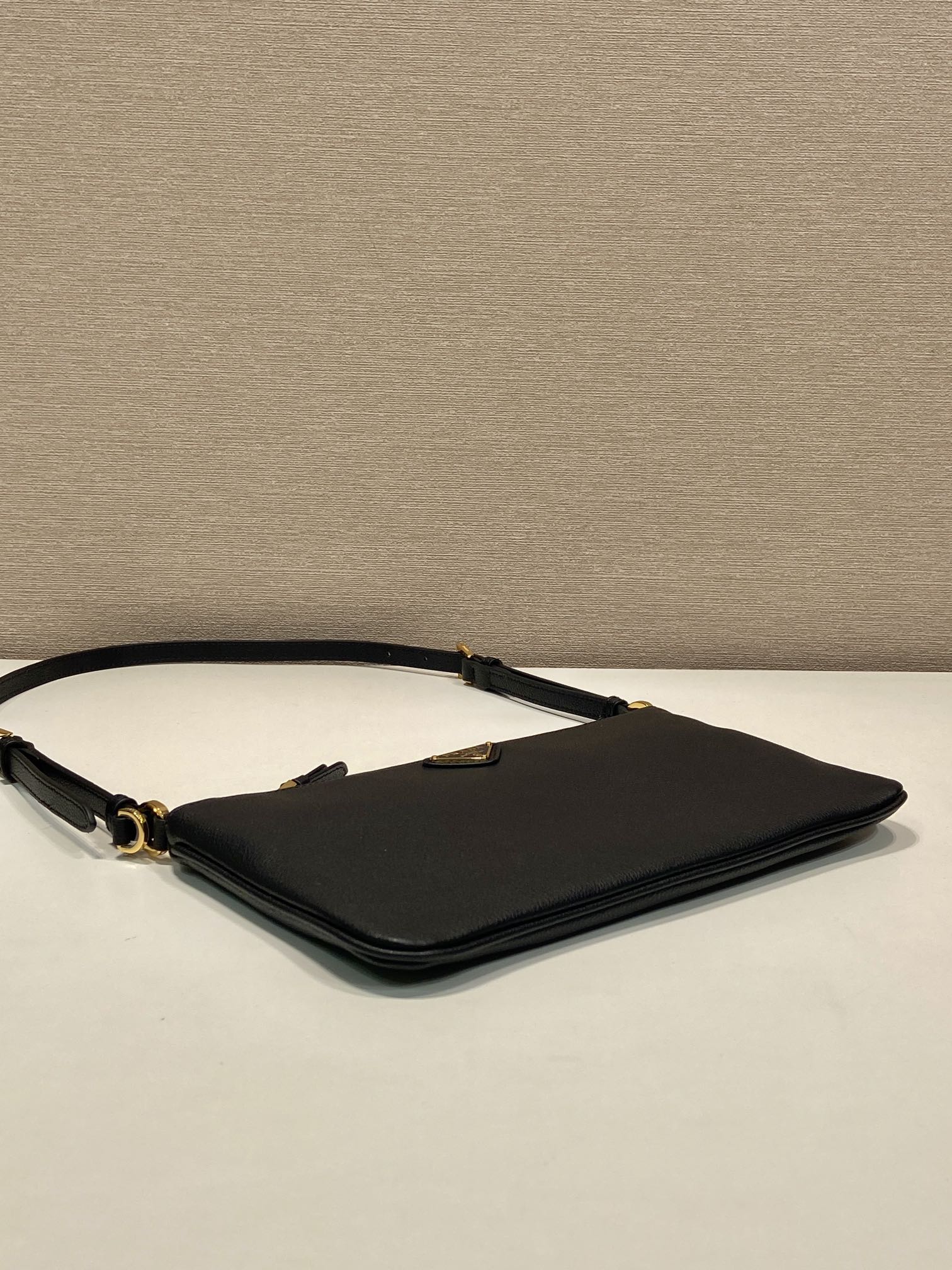 P-Shoulder Bag