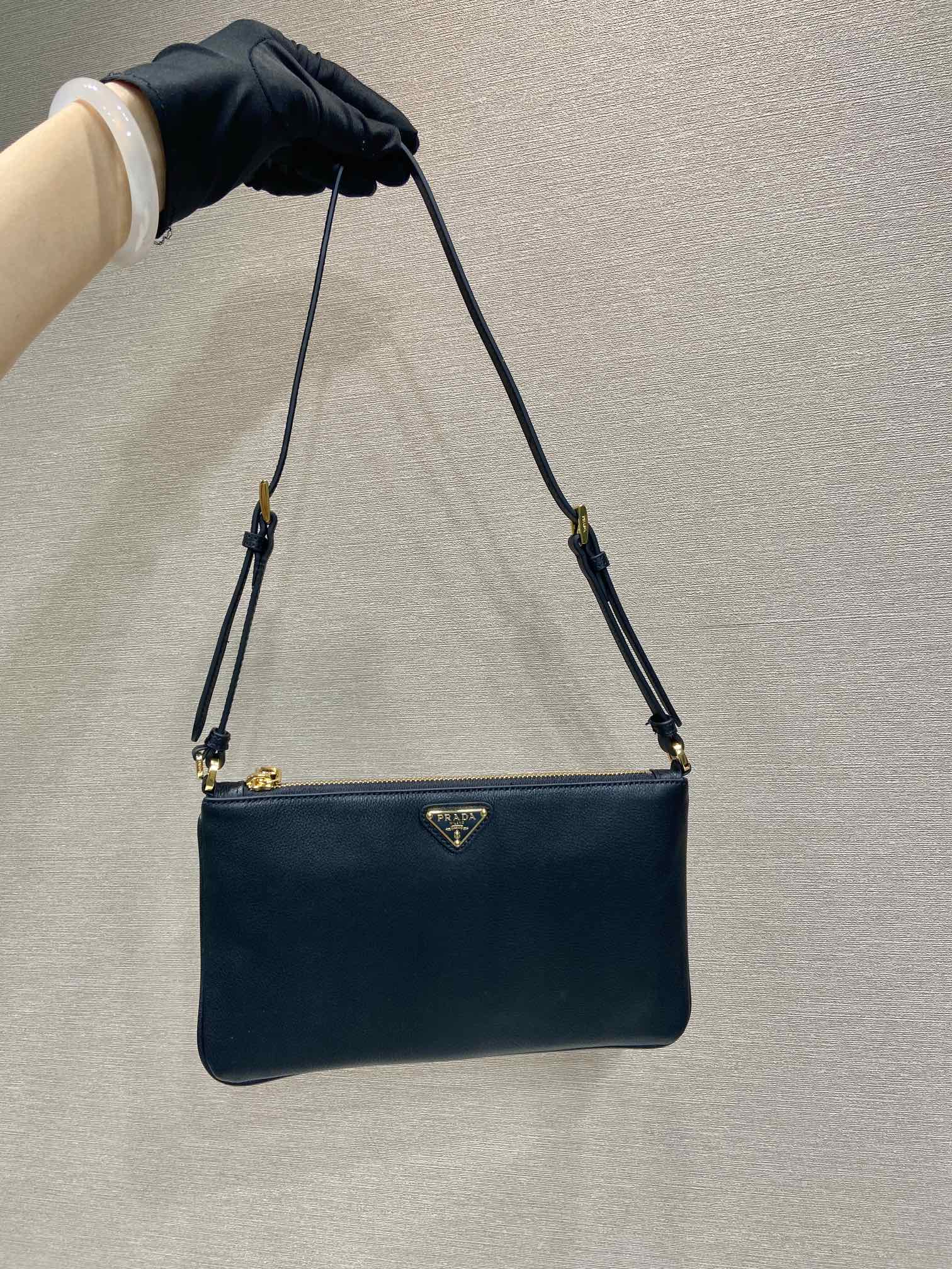 P-Shoulder Bag