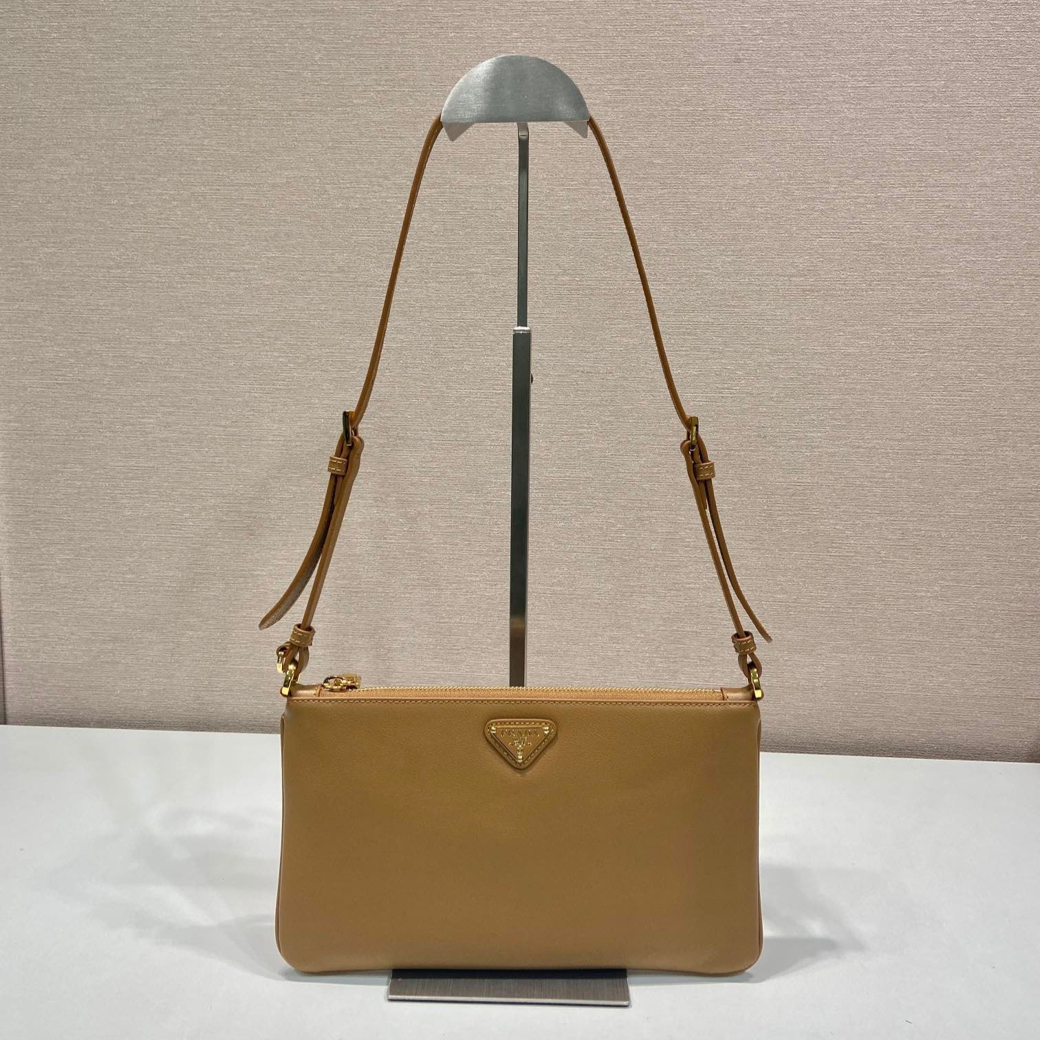 P-Shoulder Bag