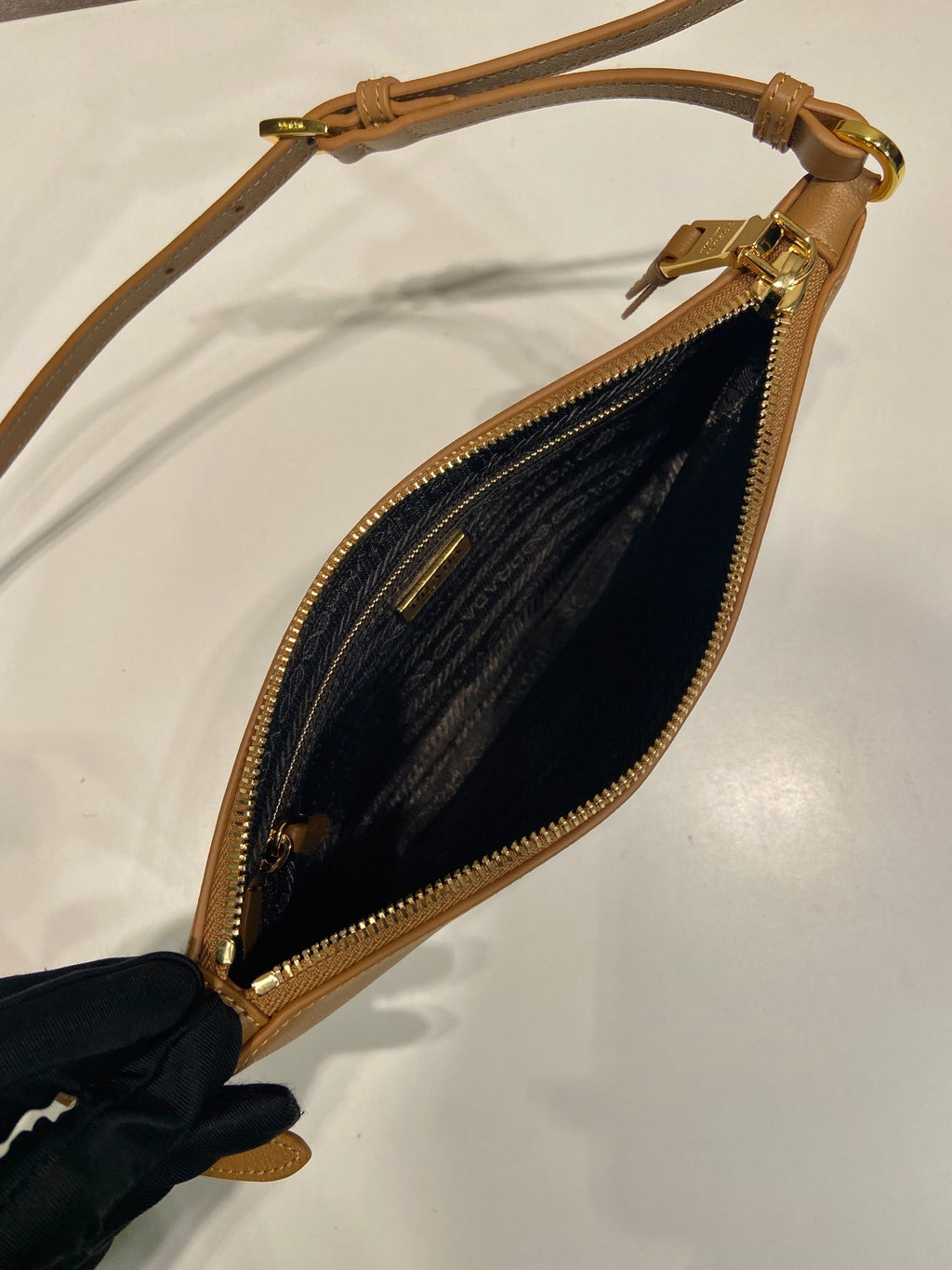 P-Shoulder Bag
