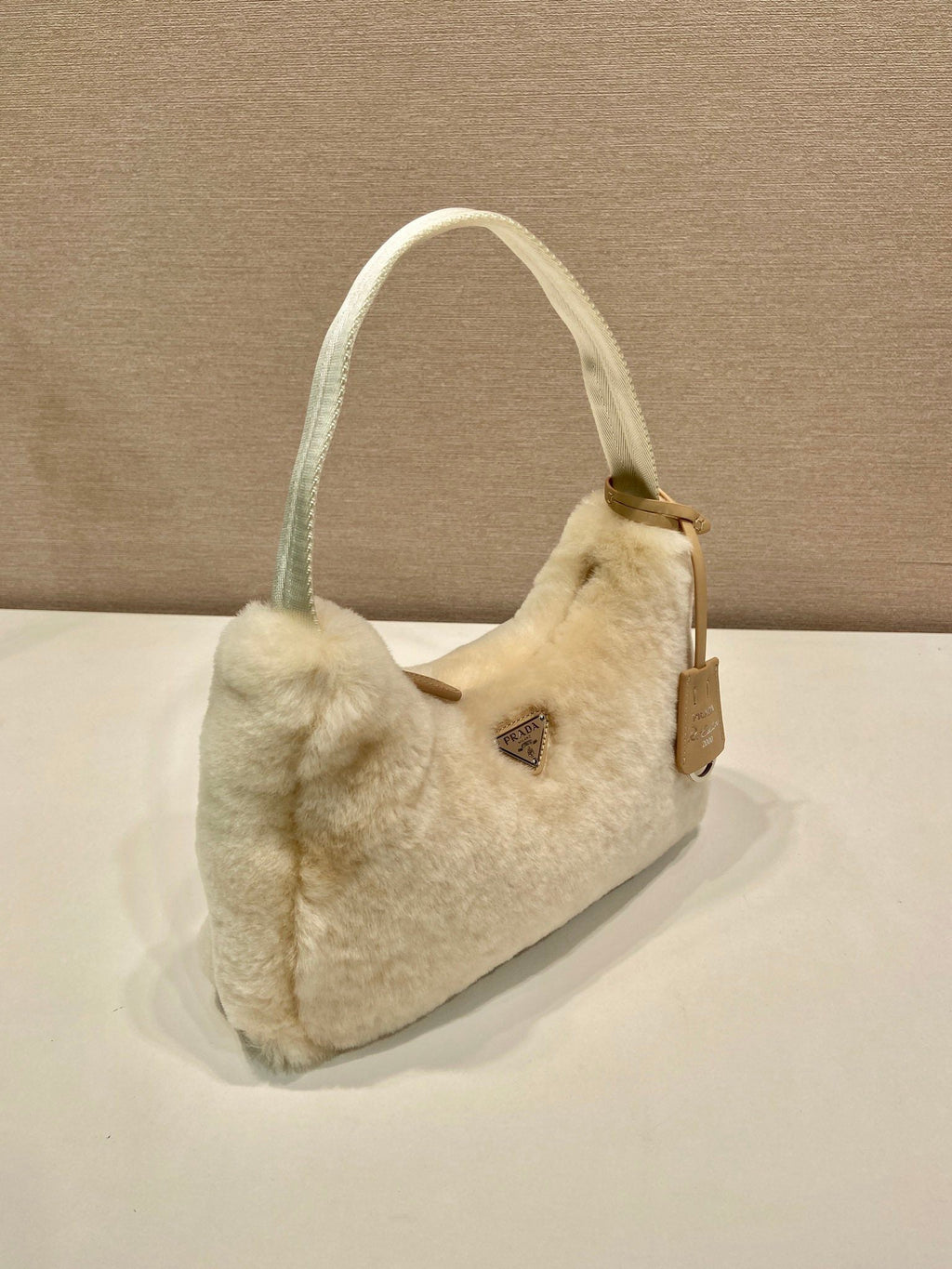P-Shoulder Bag