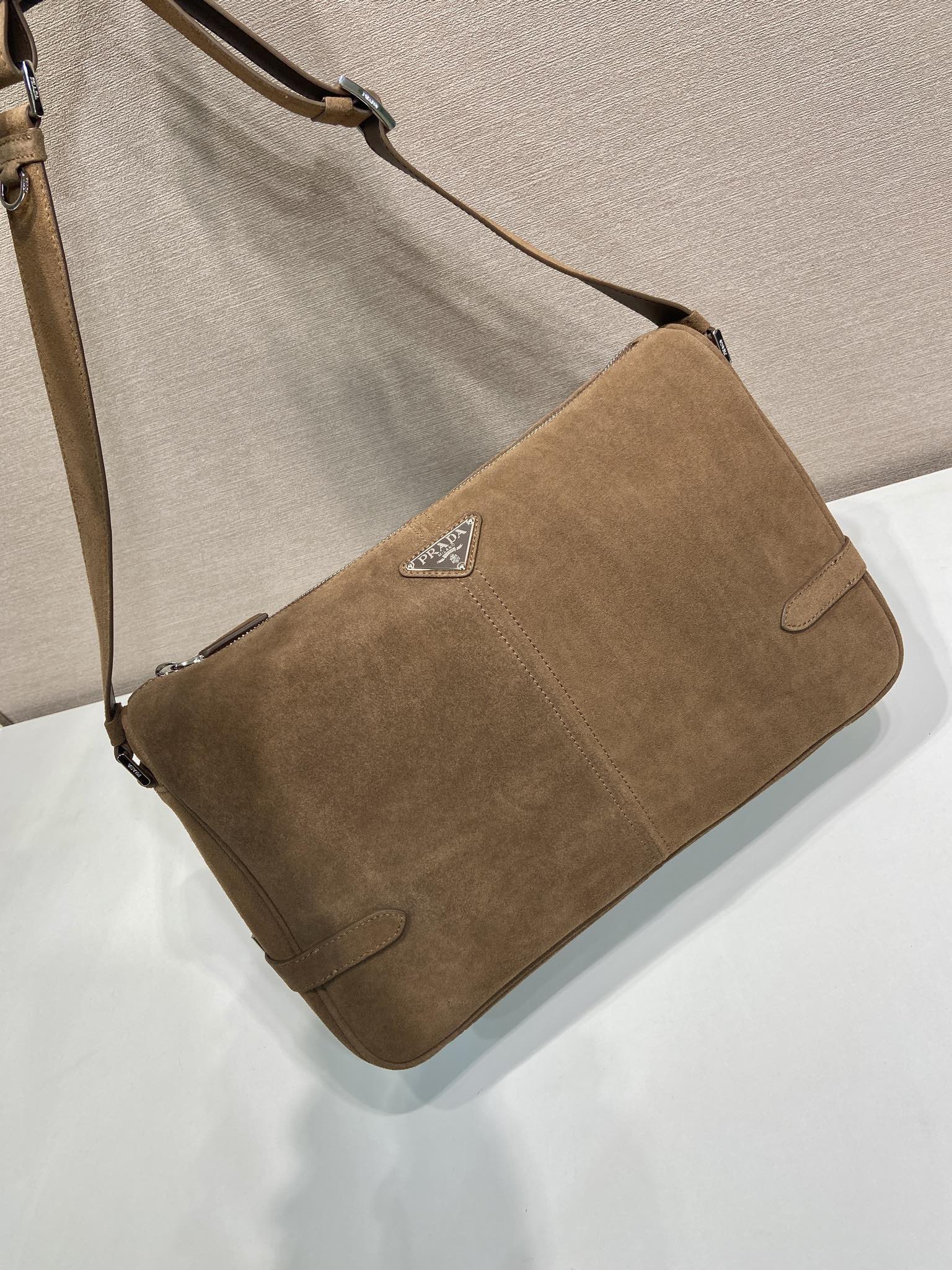 P-Shoulder Bag