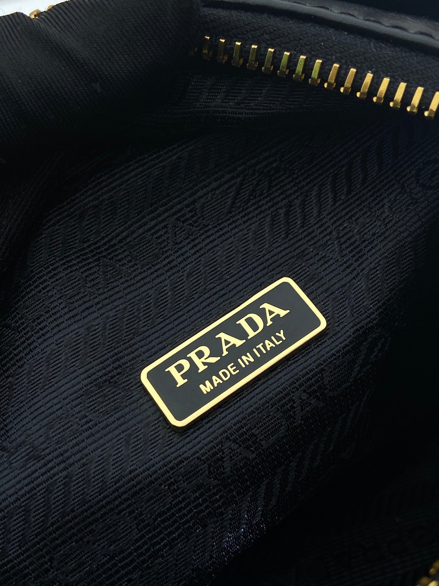 P-Shoulder Bag