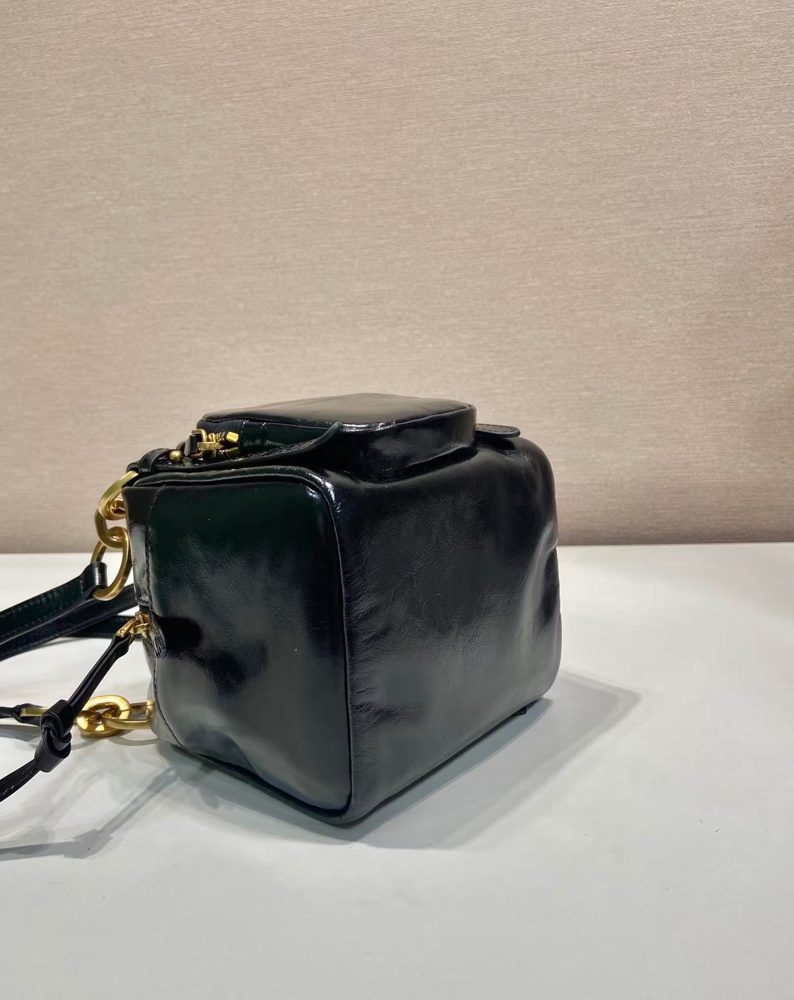P-Shoulder Bag