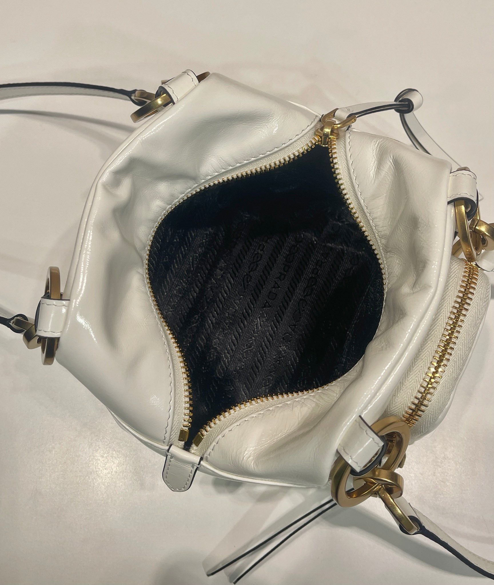 P-Shoulder Bag