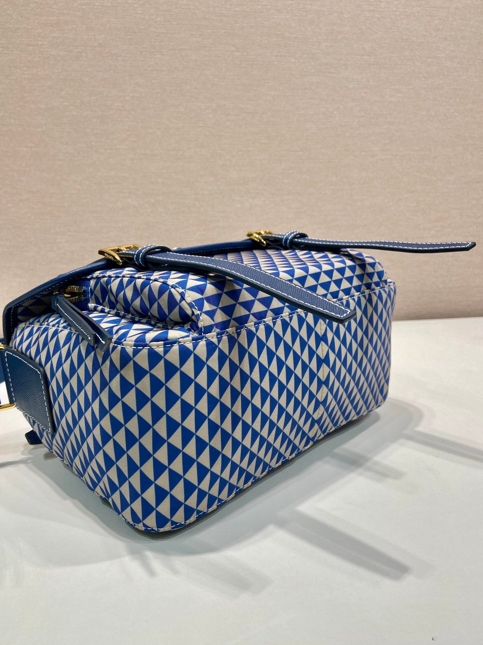 P-Shoulder Bag