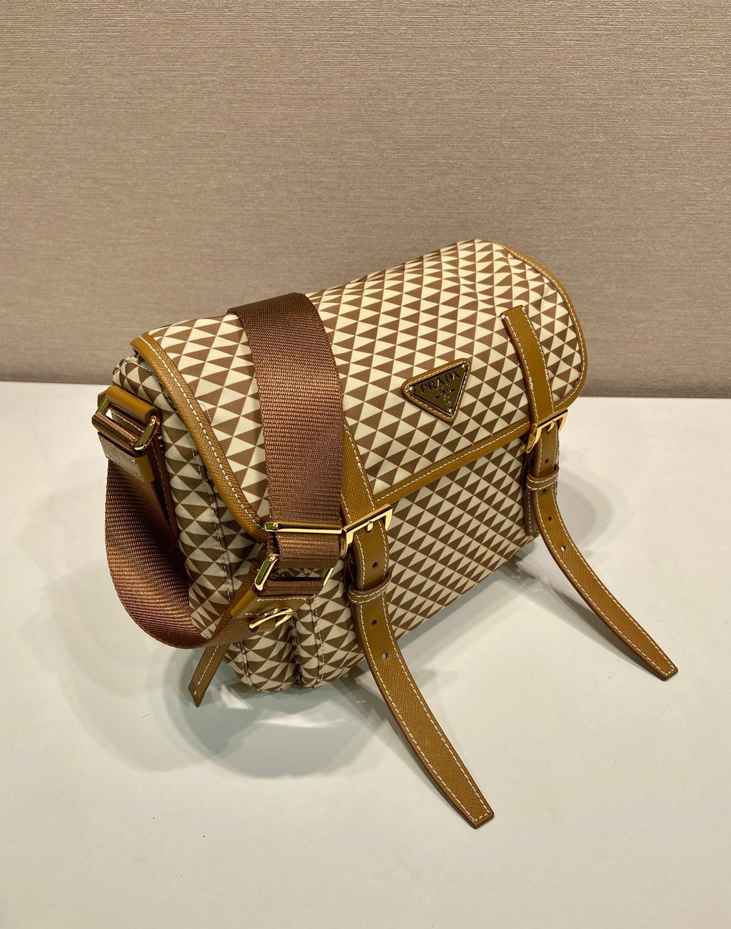 P-Shoulder Bag