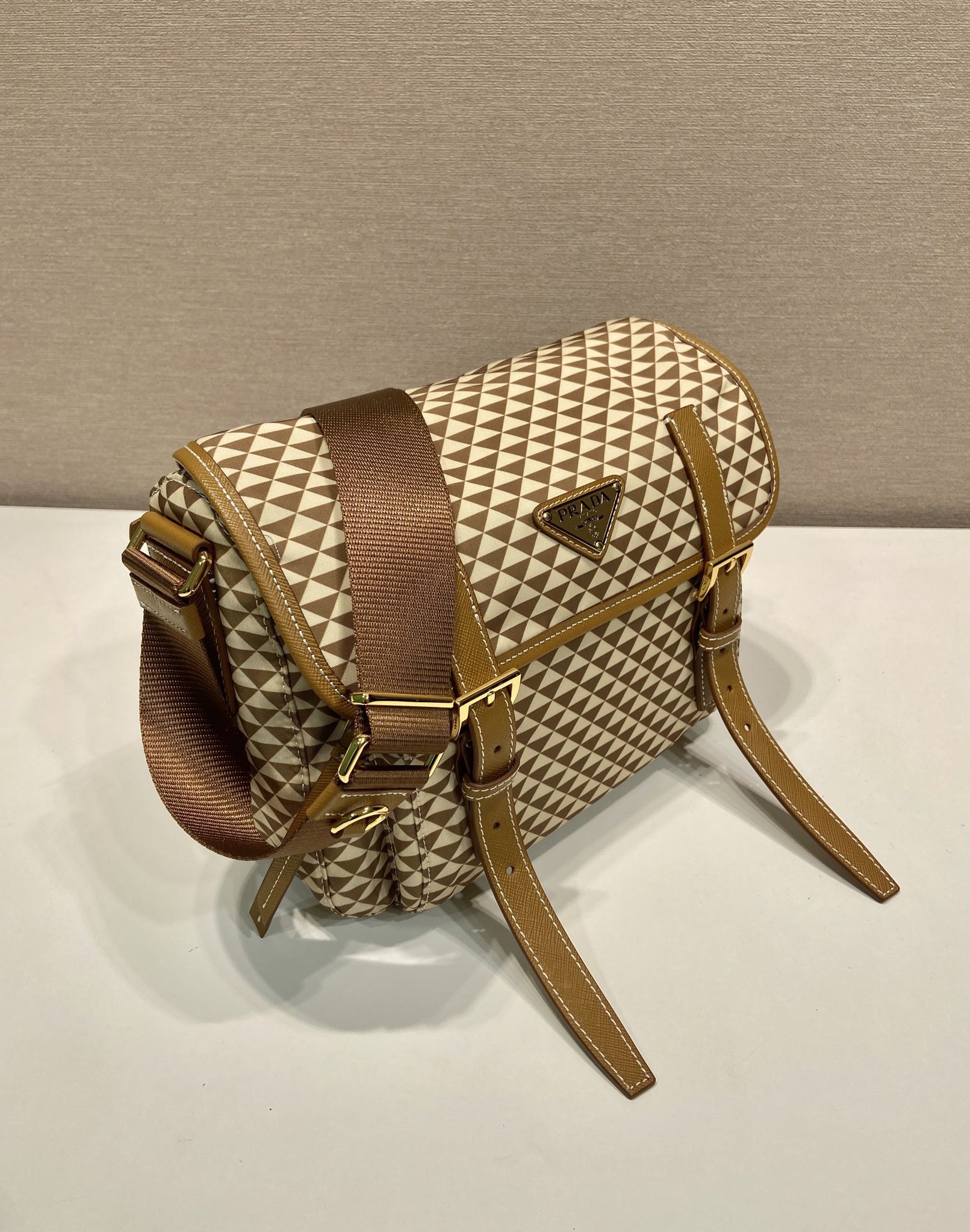 P-Shoulder Bag