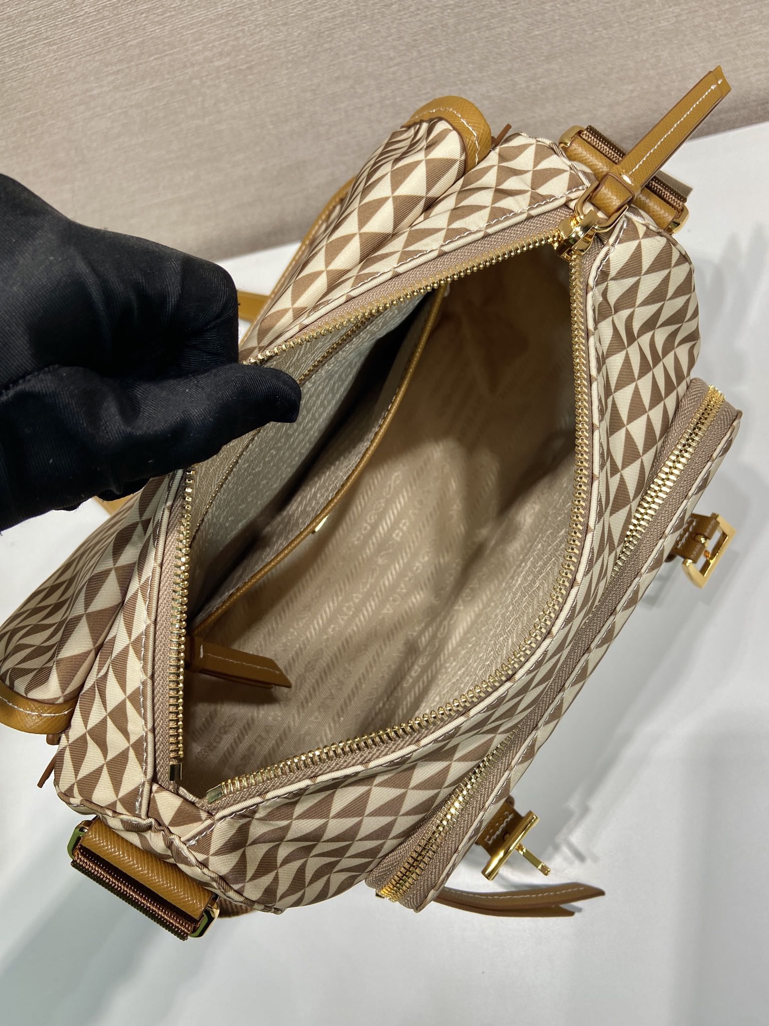 P-Shoulder Bag