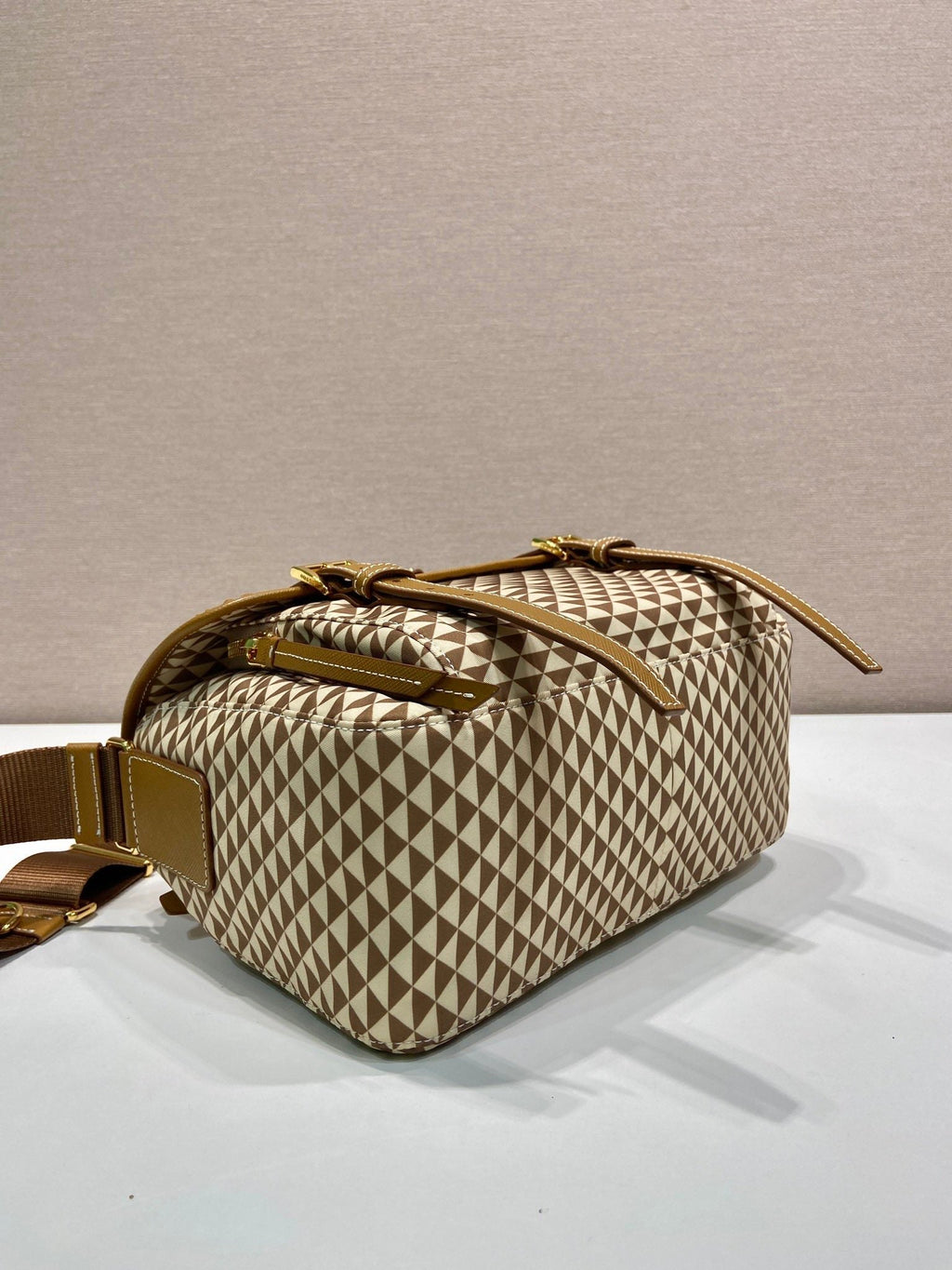 P-Shoulder Bag