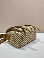 P-Shoulder Bag