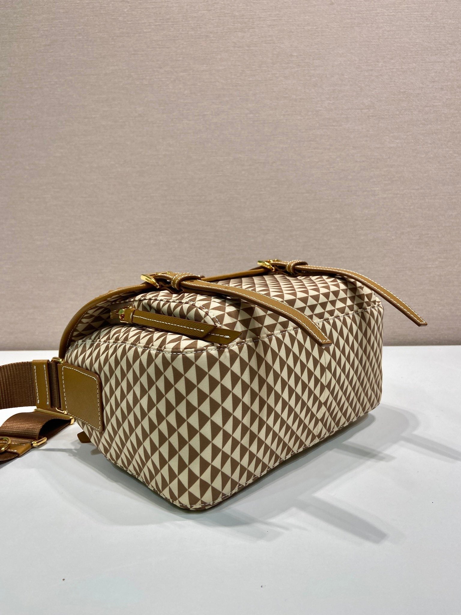 P-Shoulder Bag