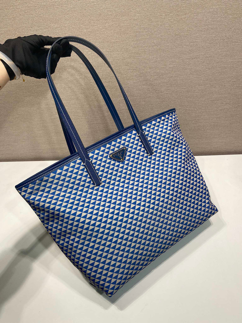 P-Shoulder Bag